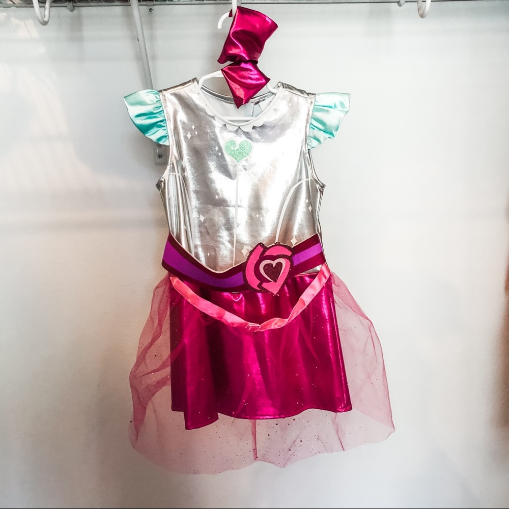Nella the princess knight costume size 4-6